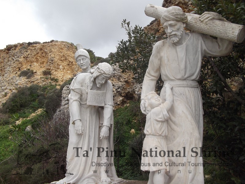 Ta' Pinu Via Crucis